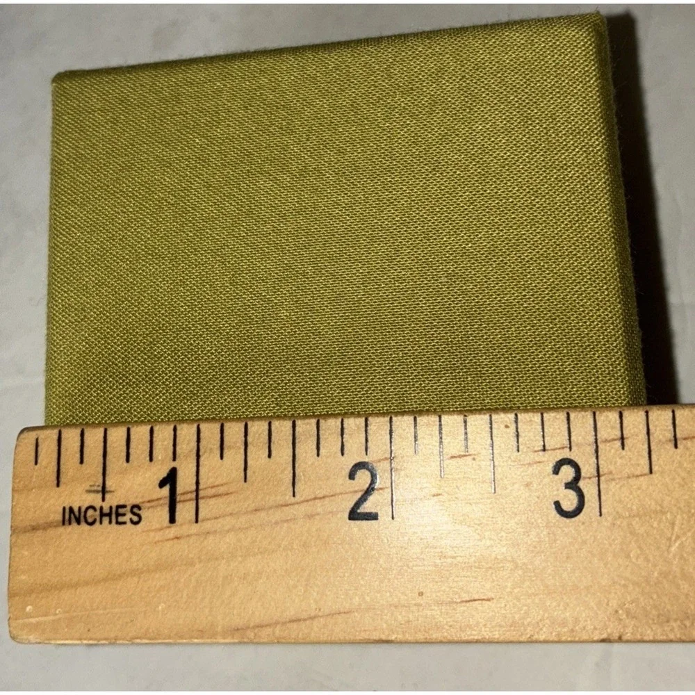 Gucci Gift Box Green Fabric Purple Interior Ring Jewelry Small 3x3x2.25